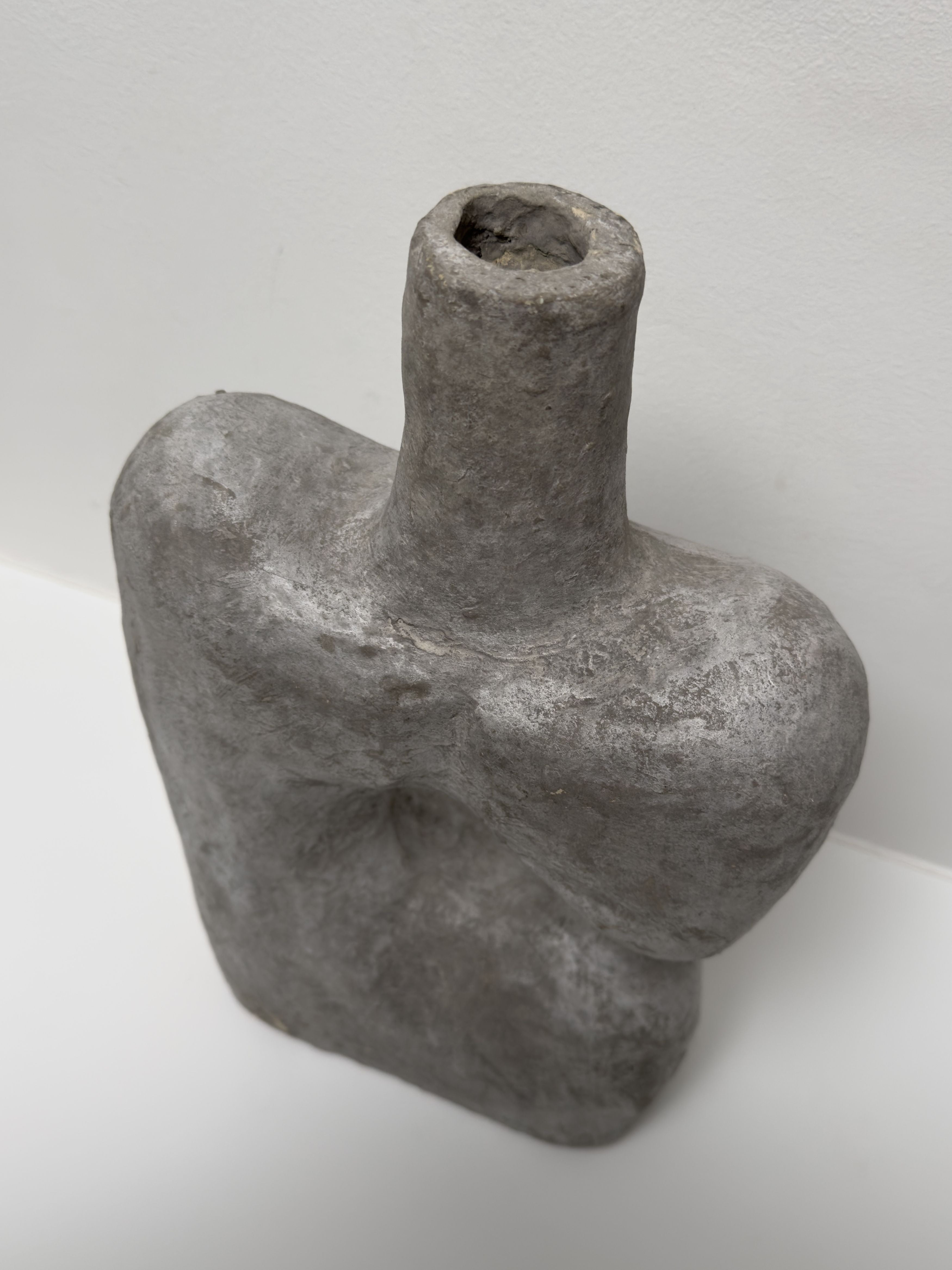 Art vase